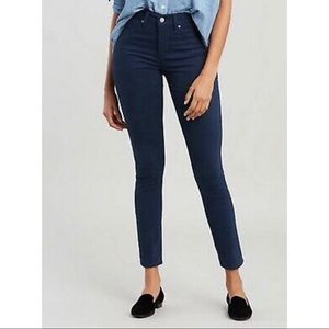 Levi's Women's 311 Shaping Skinny Jeans